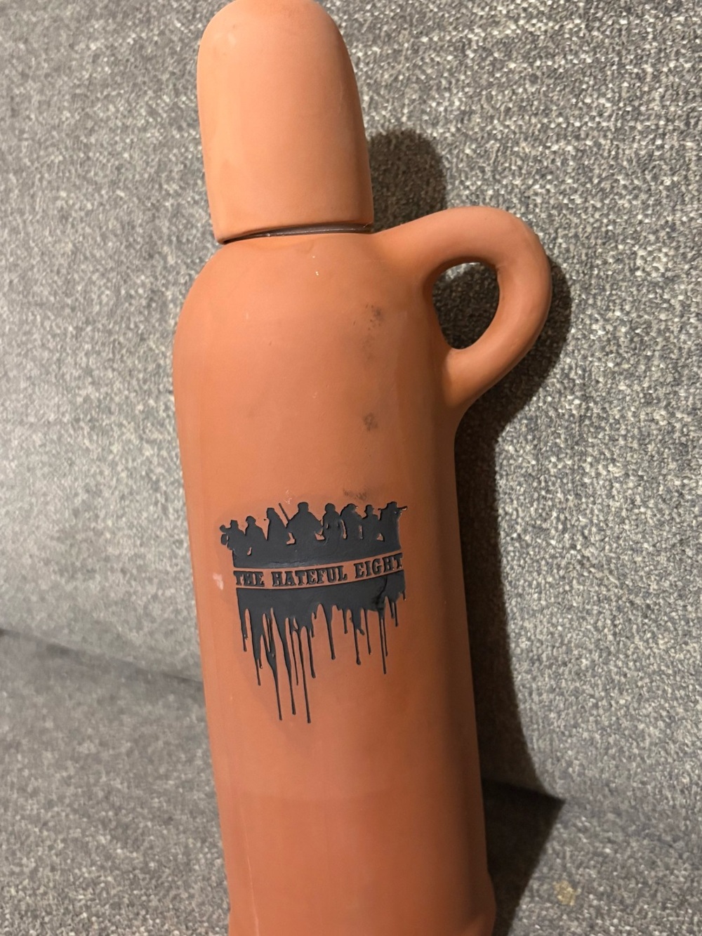 RARE PABST BLUE RIBBON Quentin Tarantino Hateful Eight Clay Decanter